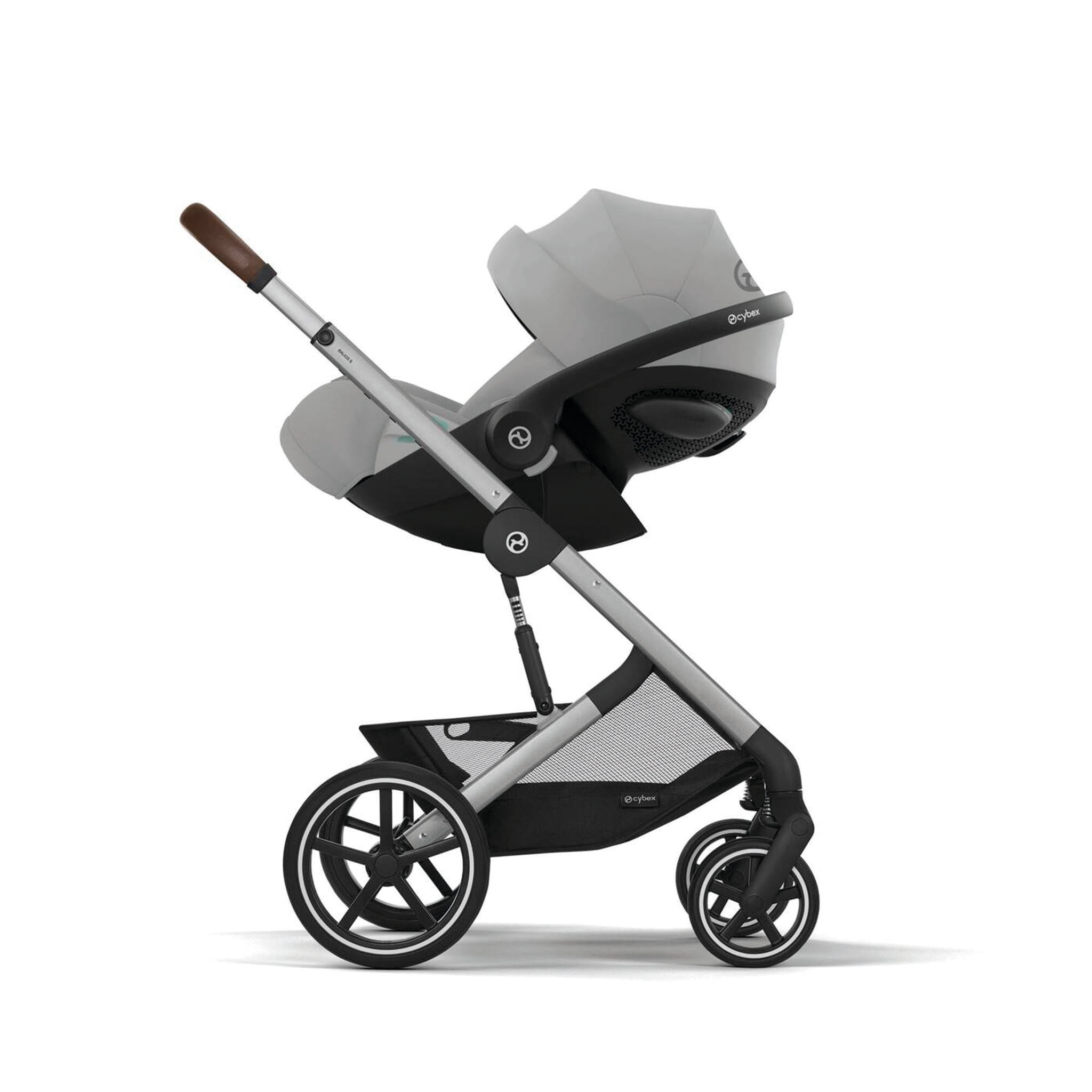Cybex Balios Essential bundle