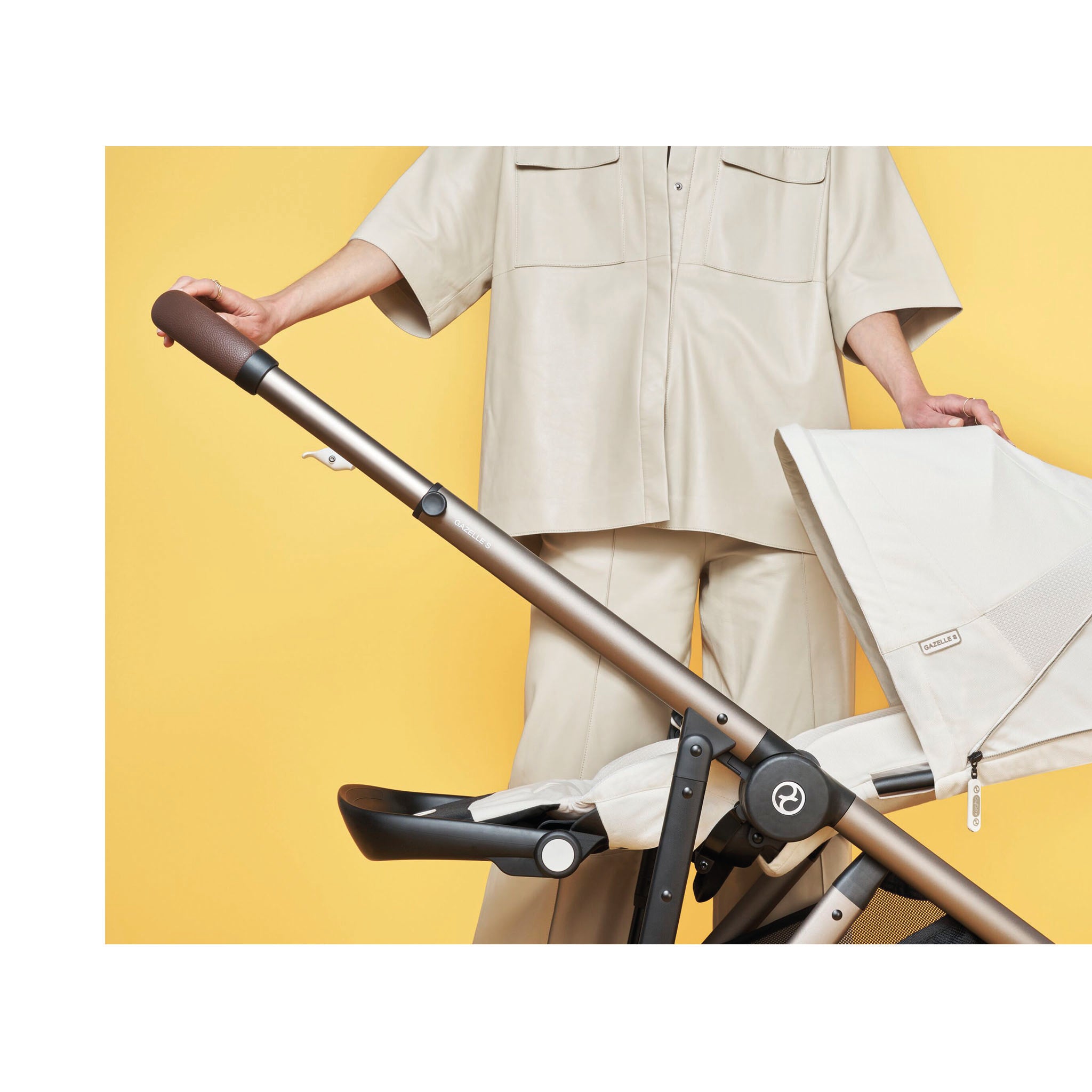 Cybex Gazelle S - Essential Bundle