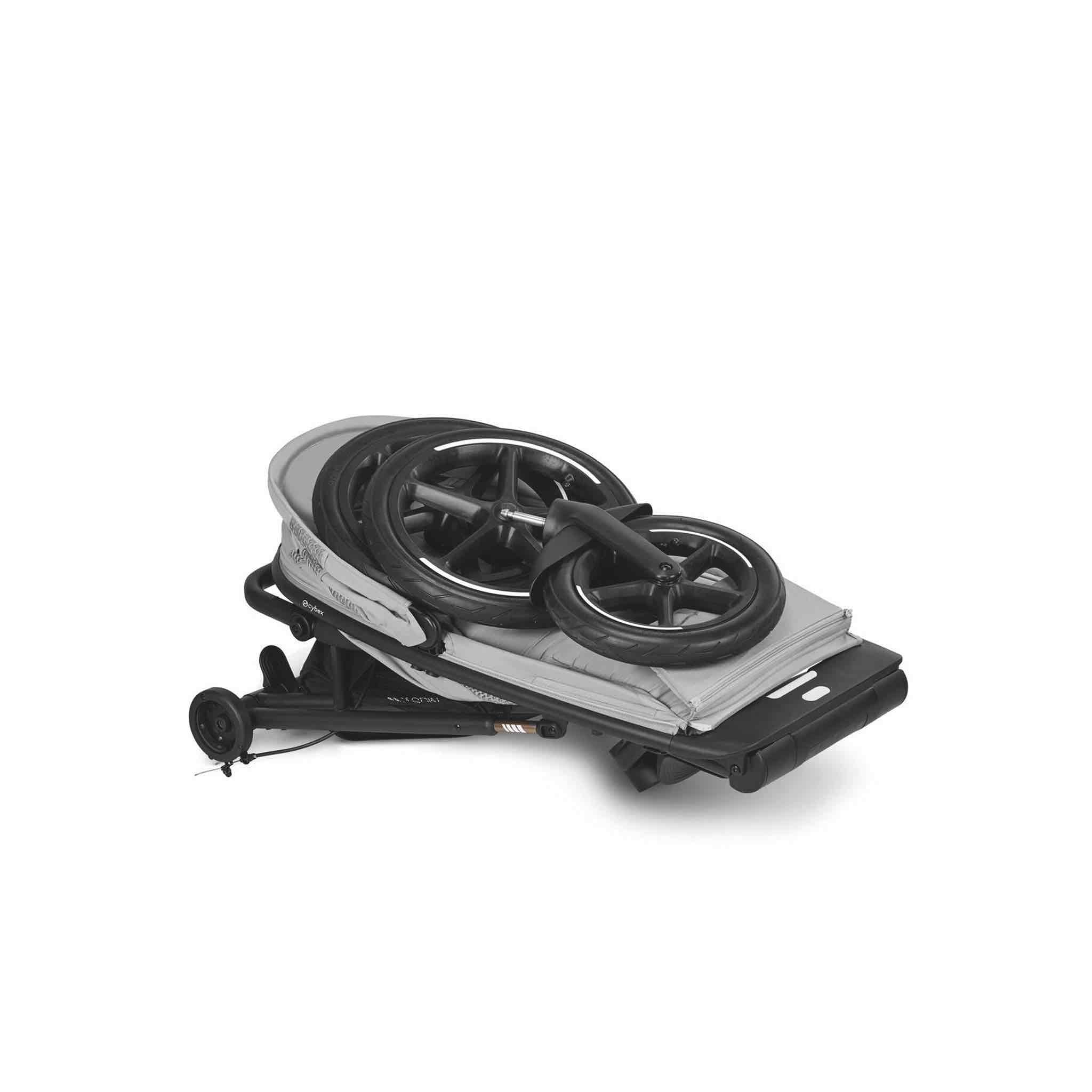 Cybex Avi Spin Essential Bundle