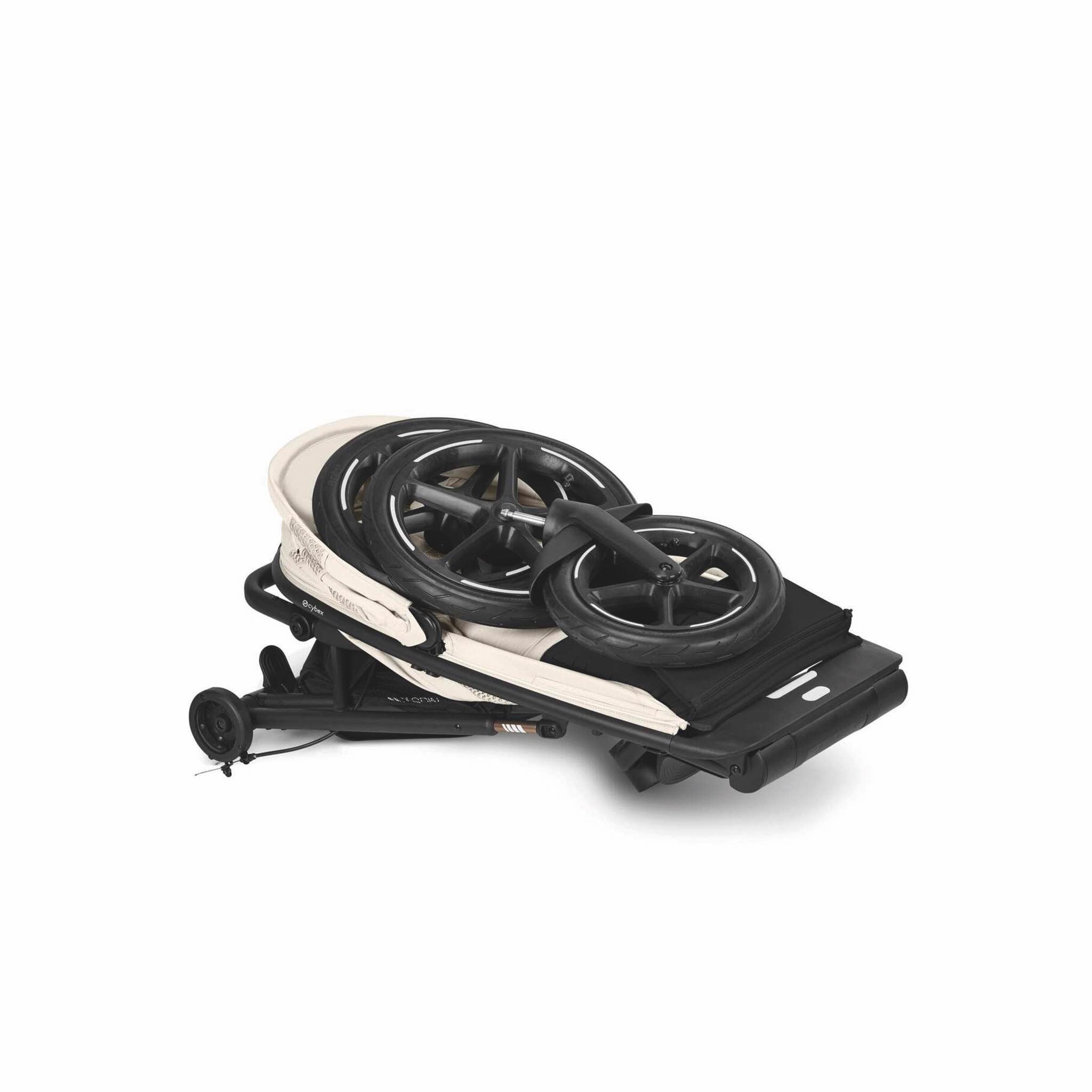 Cybex Avi Spin Essential Bundle