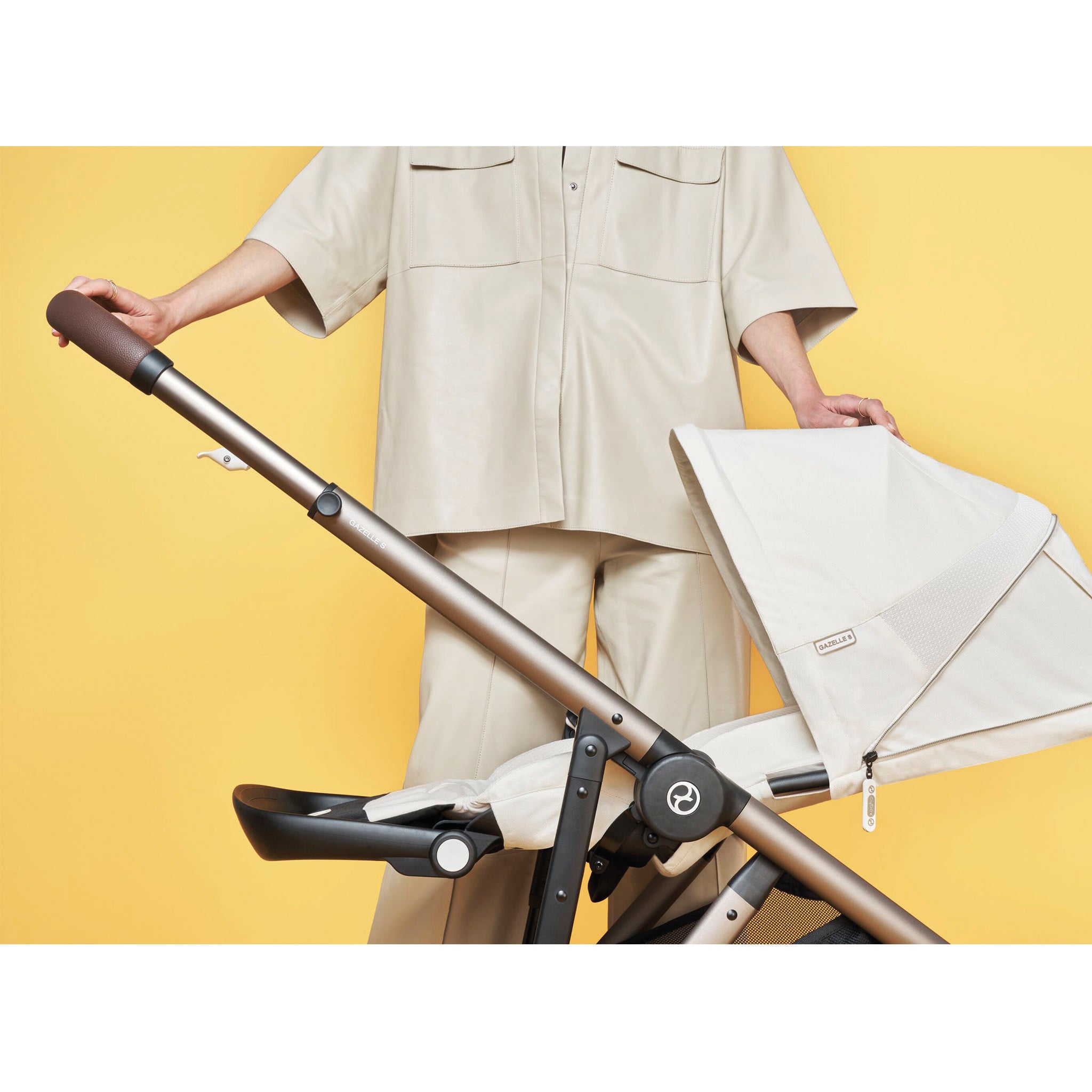 Cybex Gazelle S - Essential Bundle
